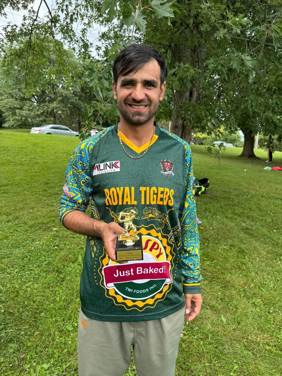 Royal Tigers Action Shot